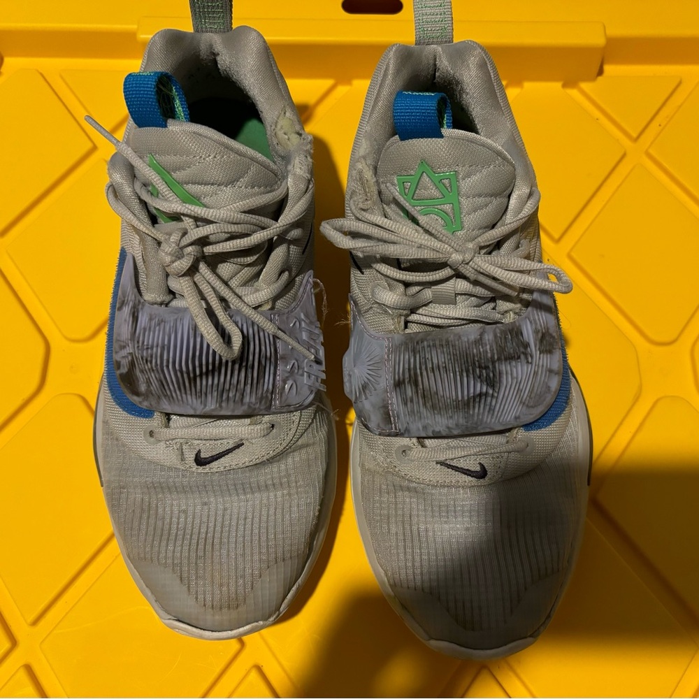 ATTENTION BASKETBALL PLAYERS! Mens Nike Zoom Freak 3, Grey Marble Lime, 10.5 - Picture 7 of 9